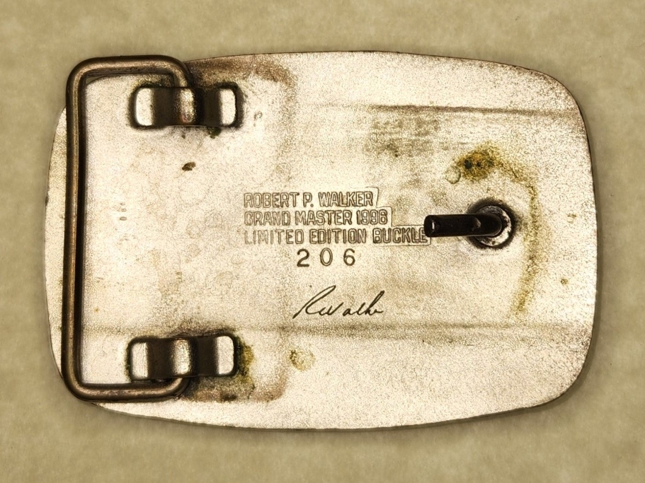 [Buckle Pic Missing] (Click here)